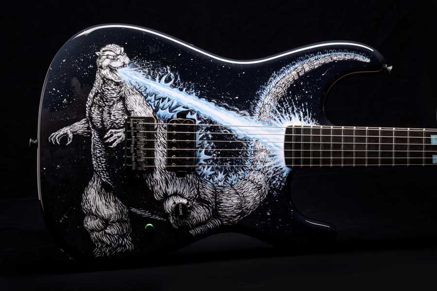 Godzilla_Limited-Edition-Masterbuilt-Stratocaster